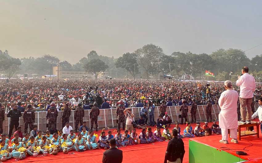 বিএনপি ক্ষমতায় গেলে তিস্তা ব্যারেজ মহাপরিকল্পনা দ্রুত বাস্তবায়ন করা হবে বলে জানিয়েছেন দলটির চেয়ারম্যান তারেক রহমান।