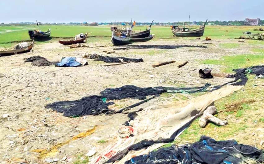 ৫৮ দিনের নিষেধাজ্ঞা